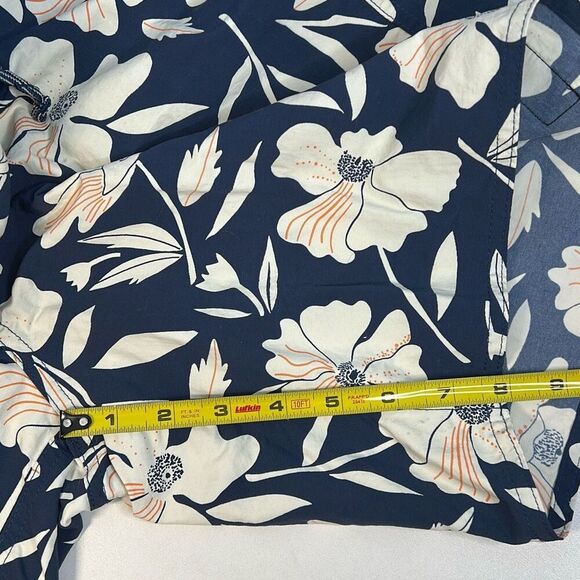 Patagonia Wavefarer Board Shorts Men’s 33 8” Inseam blue floral - Picture 6 of 7